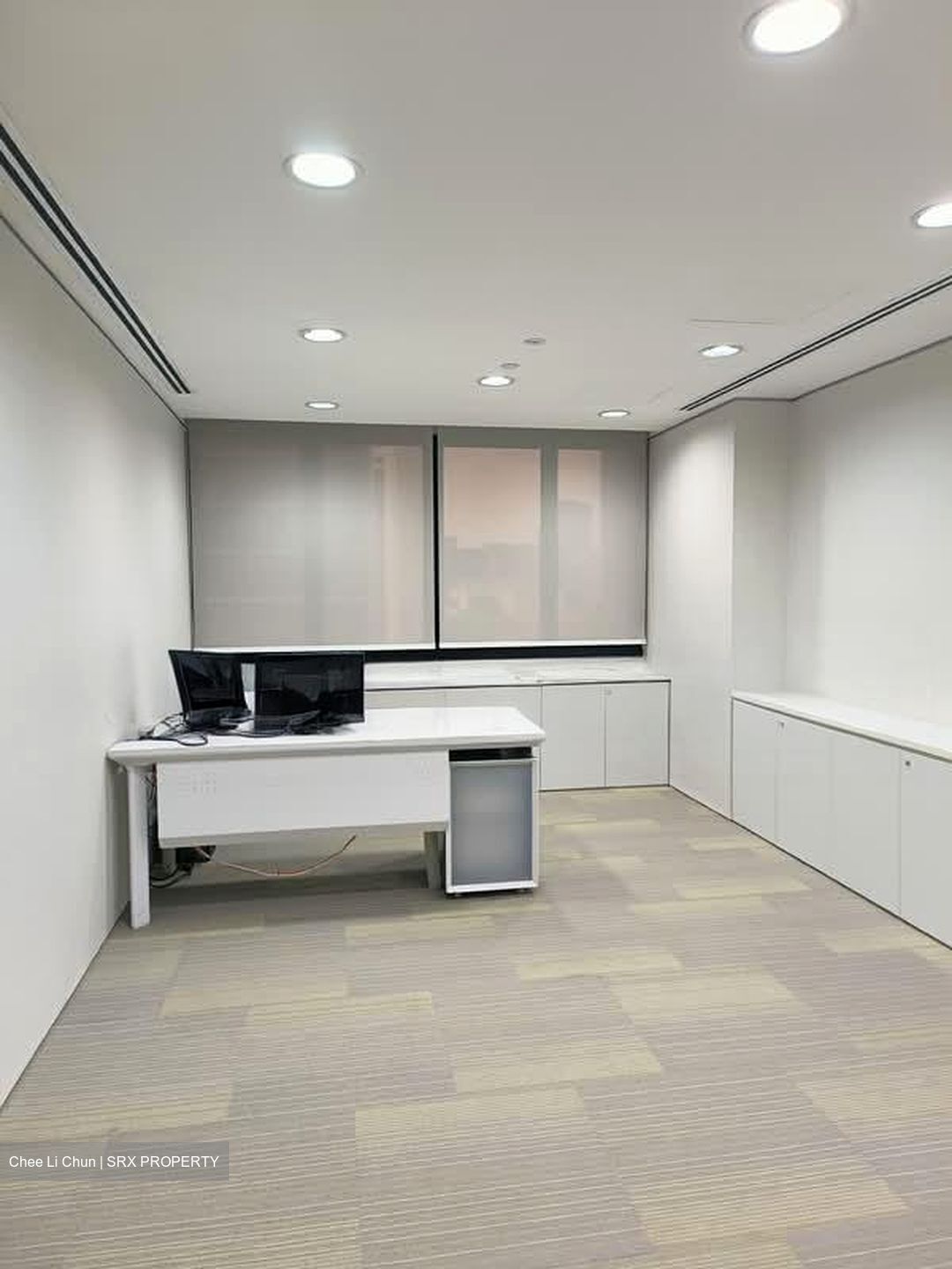 International Plaza (D2), Office #528455521